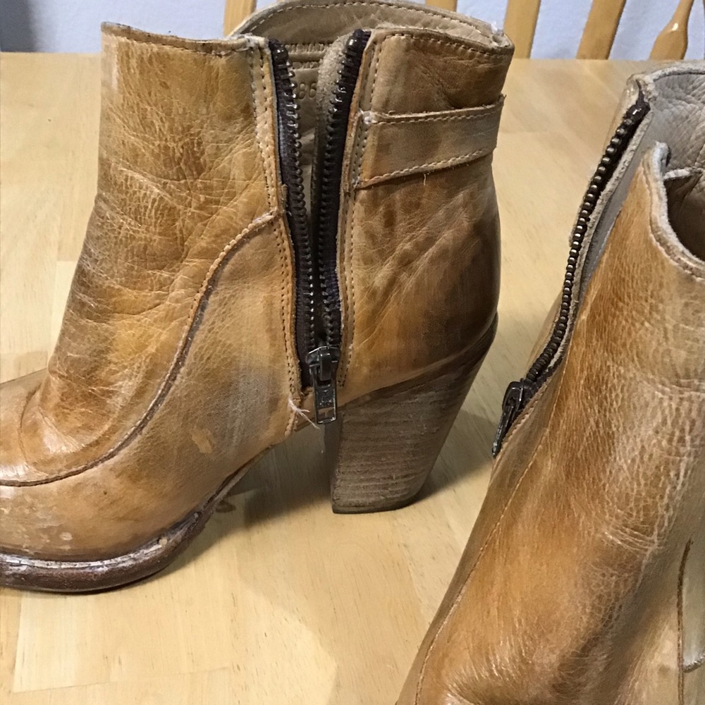 SOLD! BED STU Cobbler series women’s ankle botties - Picture 6 of 8